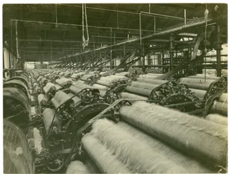 Carding Room 1, Leas Spinning Mill, 1923